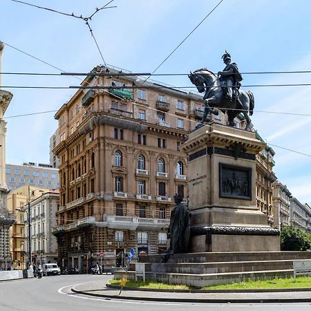 Отель Napoliving Экстерьер фото