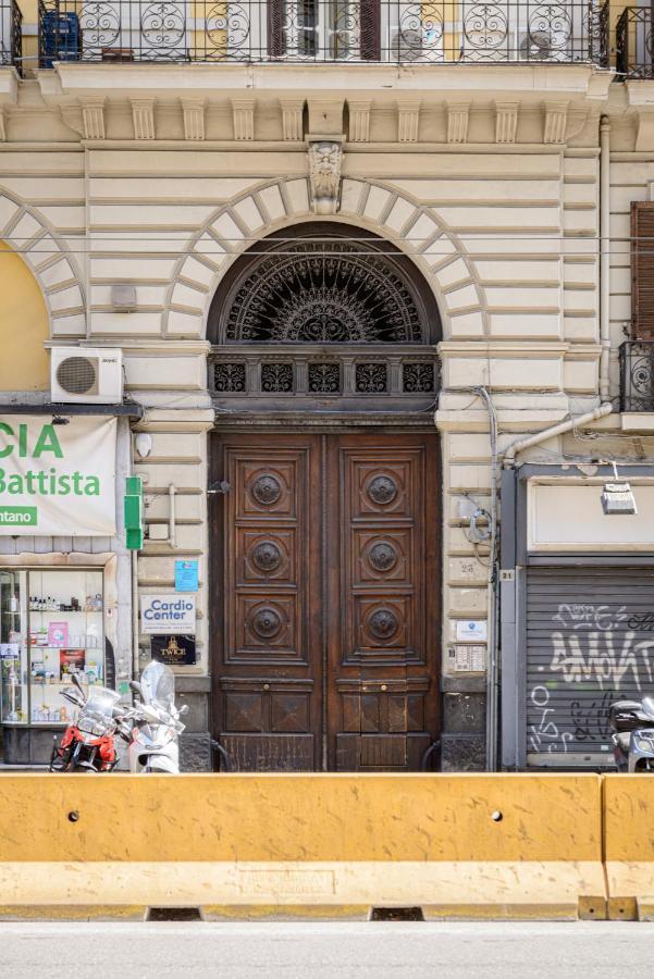 Отель Napoliving Экстерьер фото